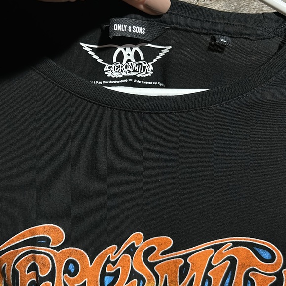 NWOT Aerosmith Band  Graphic Shirt - Picture 5 of 8